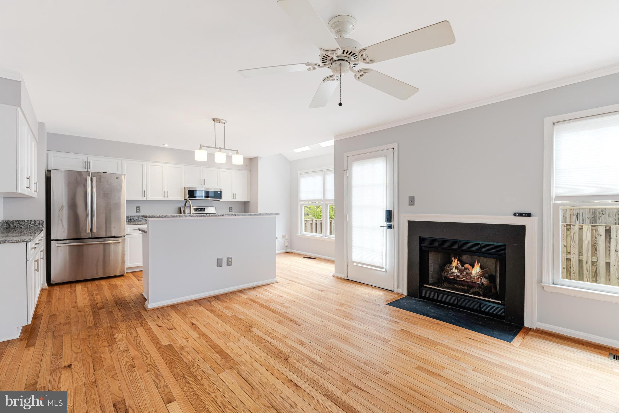21875 Shallow Rock Sq