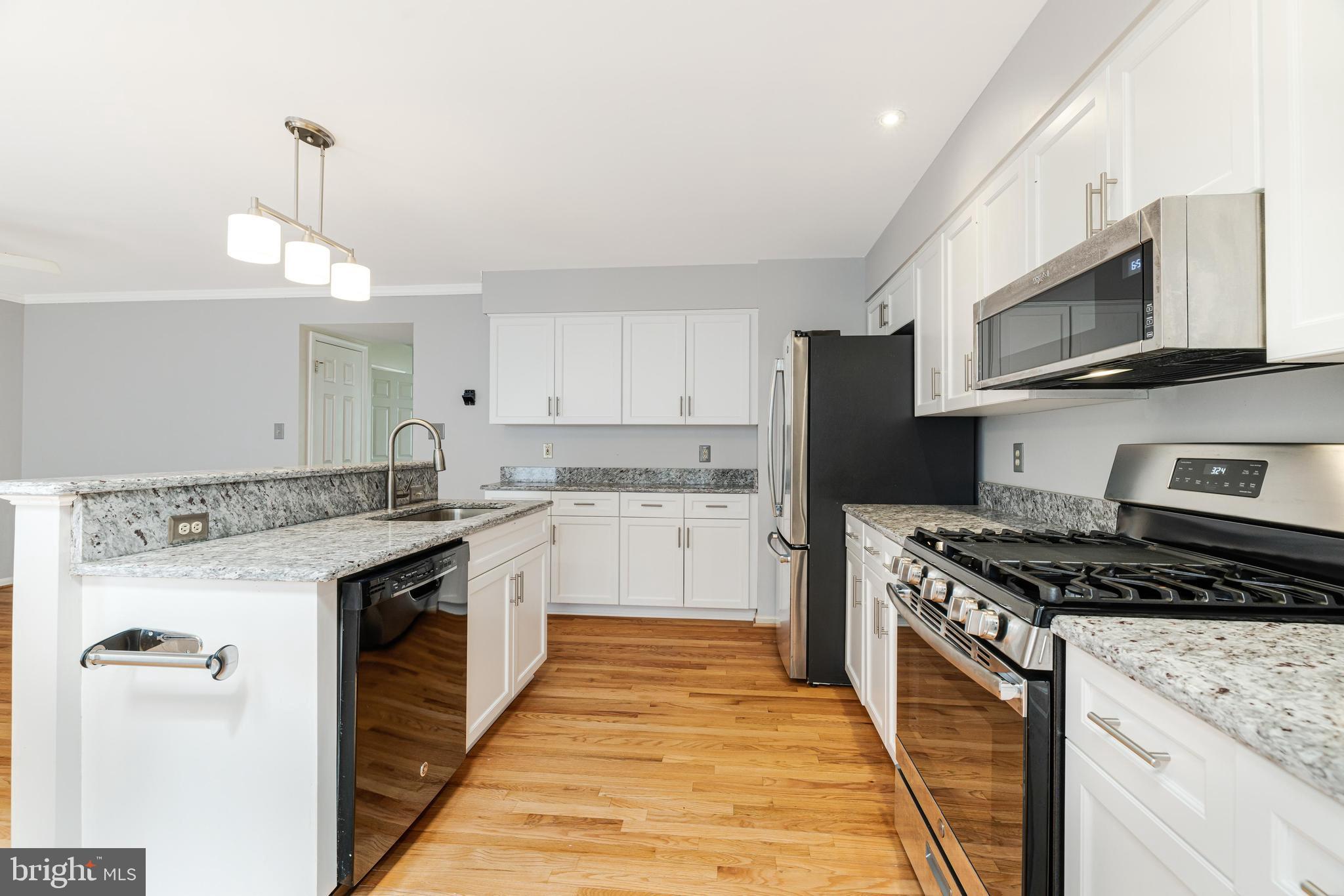21875 Shallow Rock Sq