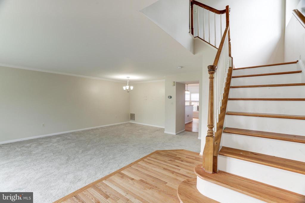 21875 Shallow Rock Sq