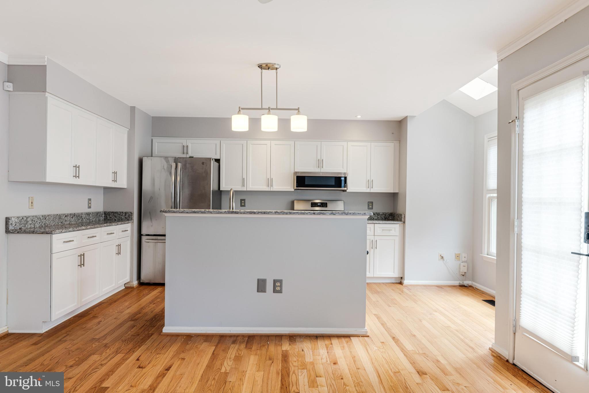 21875 Shallow Rock Sq