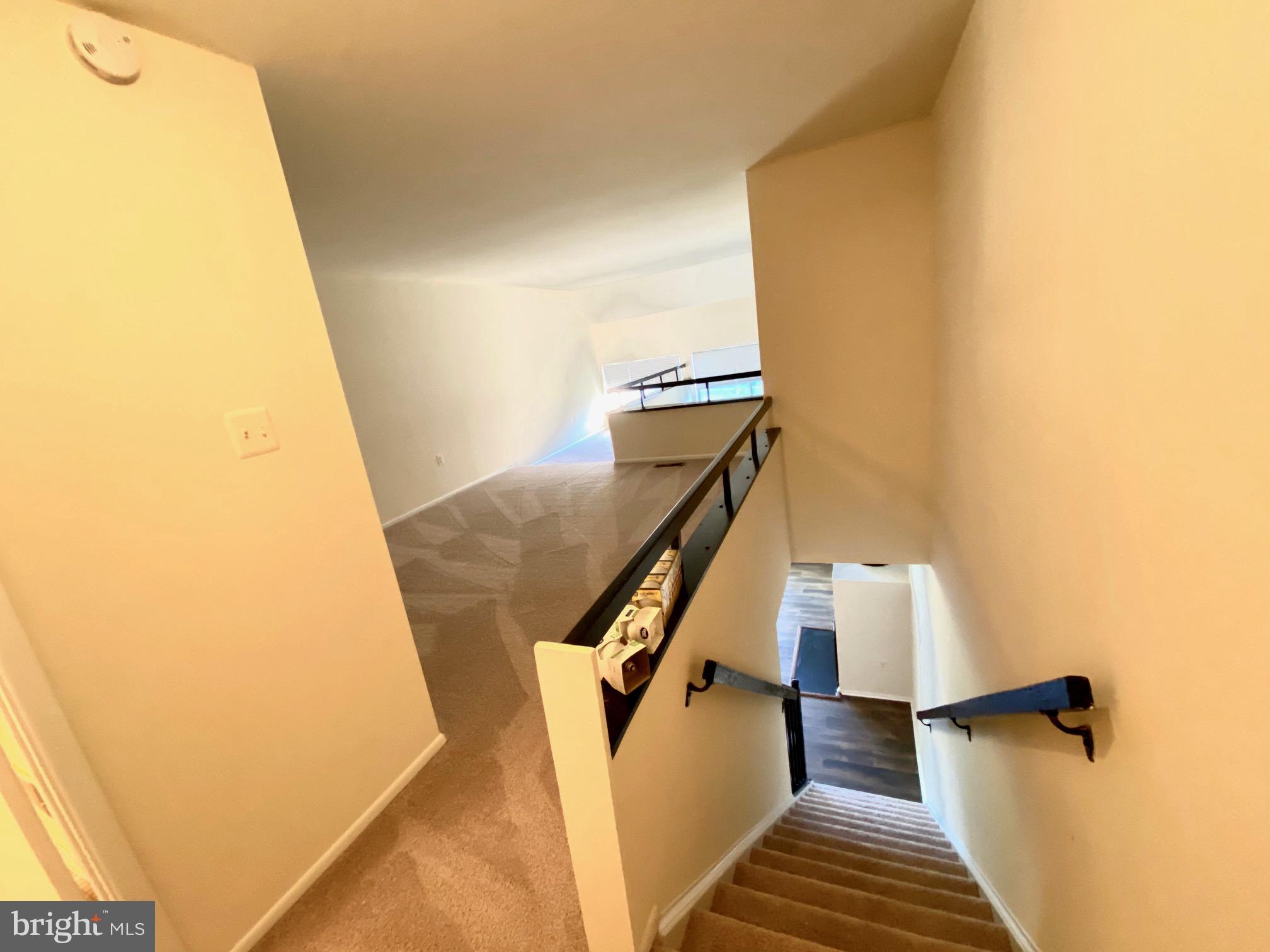 1060 NORWOOD CT