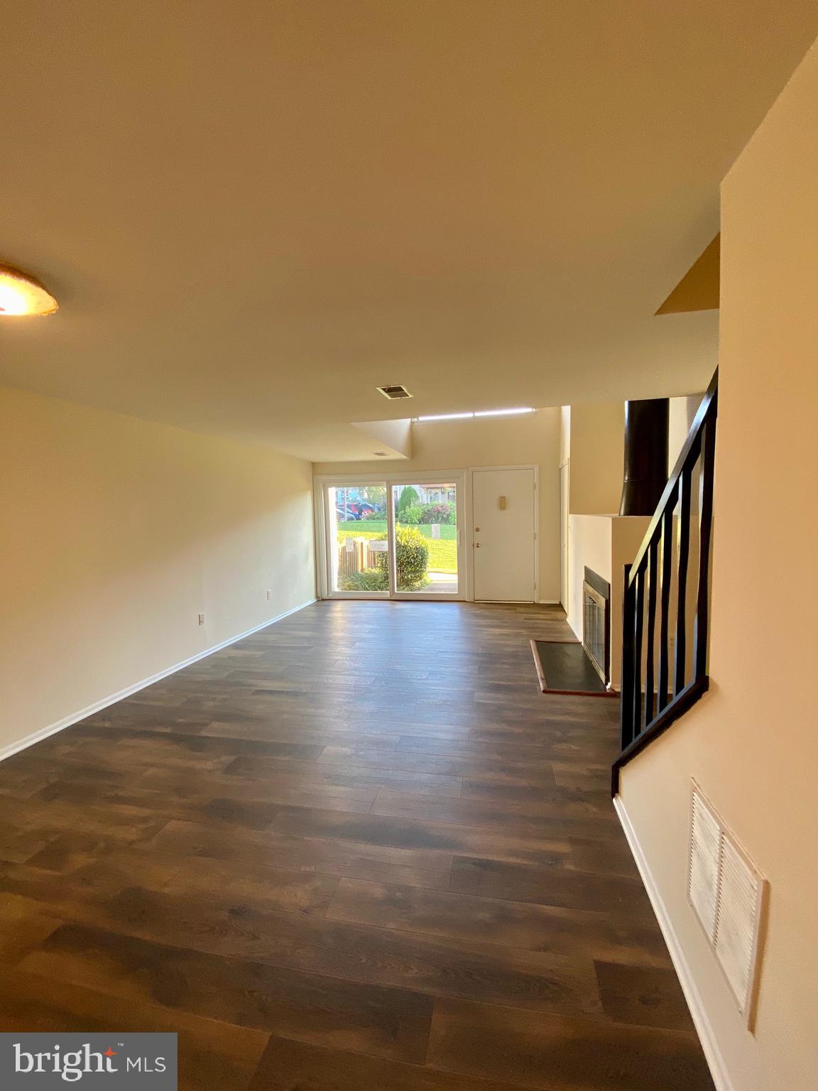 1060 NORWOOD CT