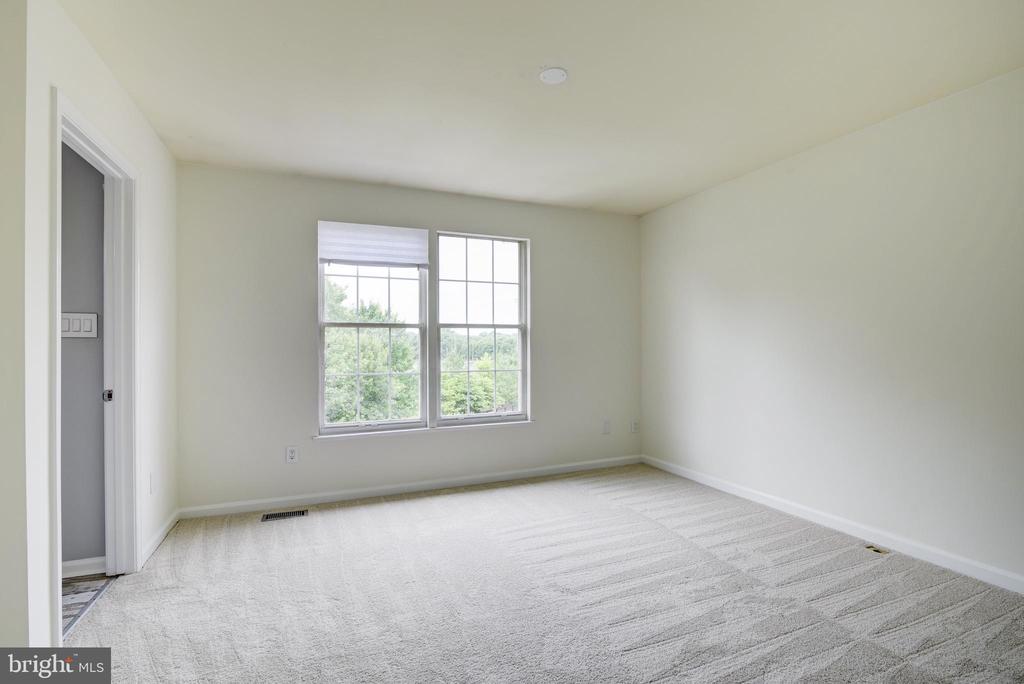 20366 Briarcliff Ter