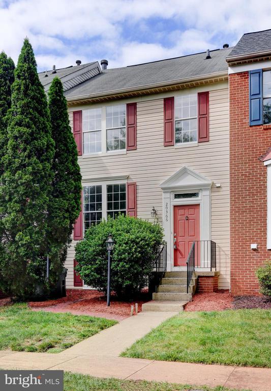 20366 Briarcliff Ter