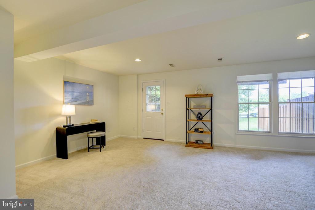 20366 Briarcliff Ter