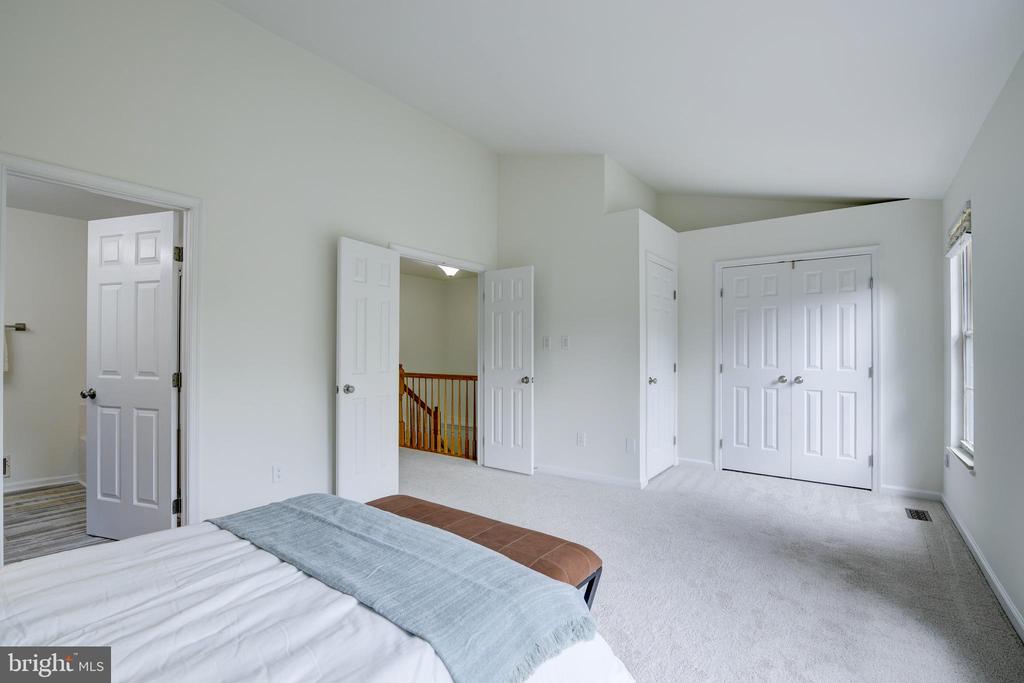 20366 Briarcliff Ter