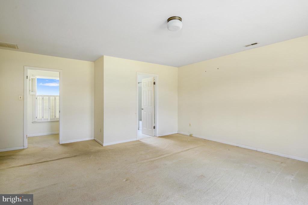 38347 Downs Ct