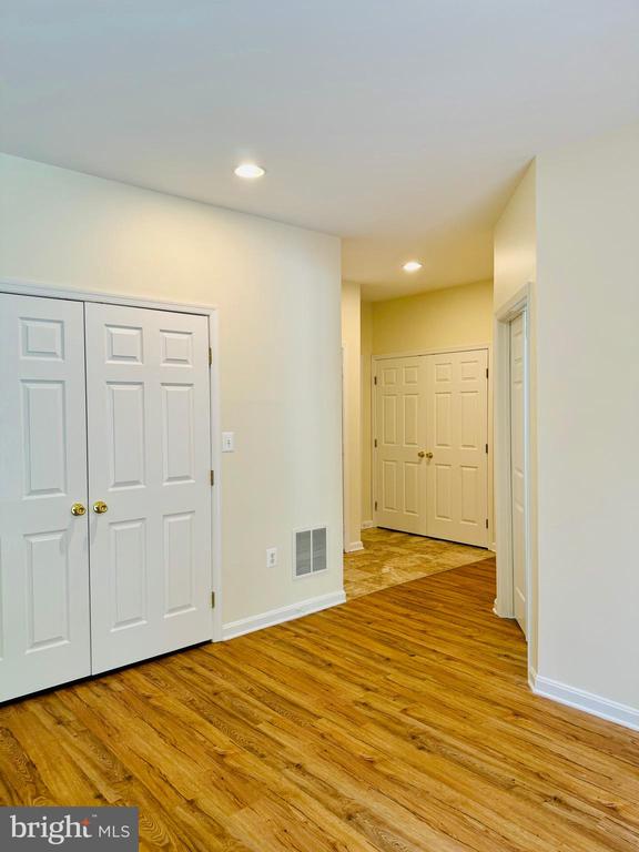 22551 MAISON CARREE SQ