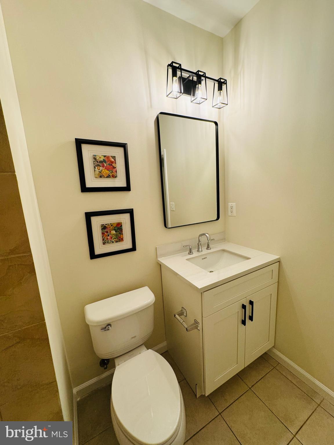 22551 MAISON CARREE SQ