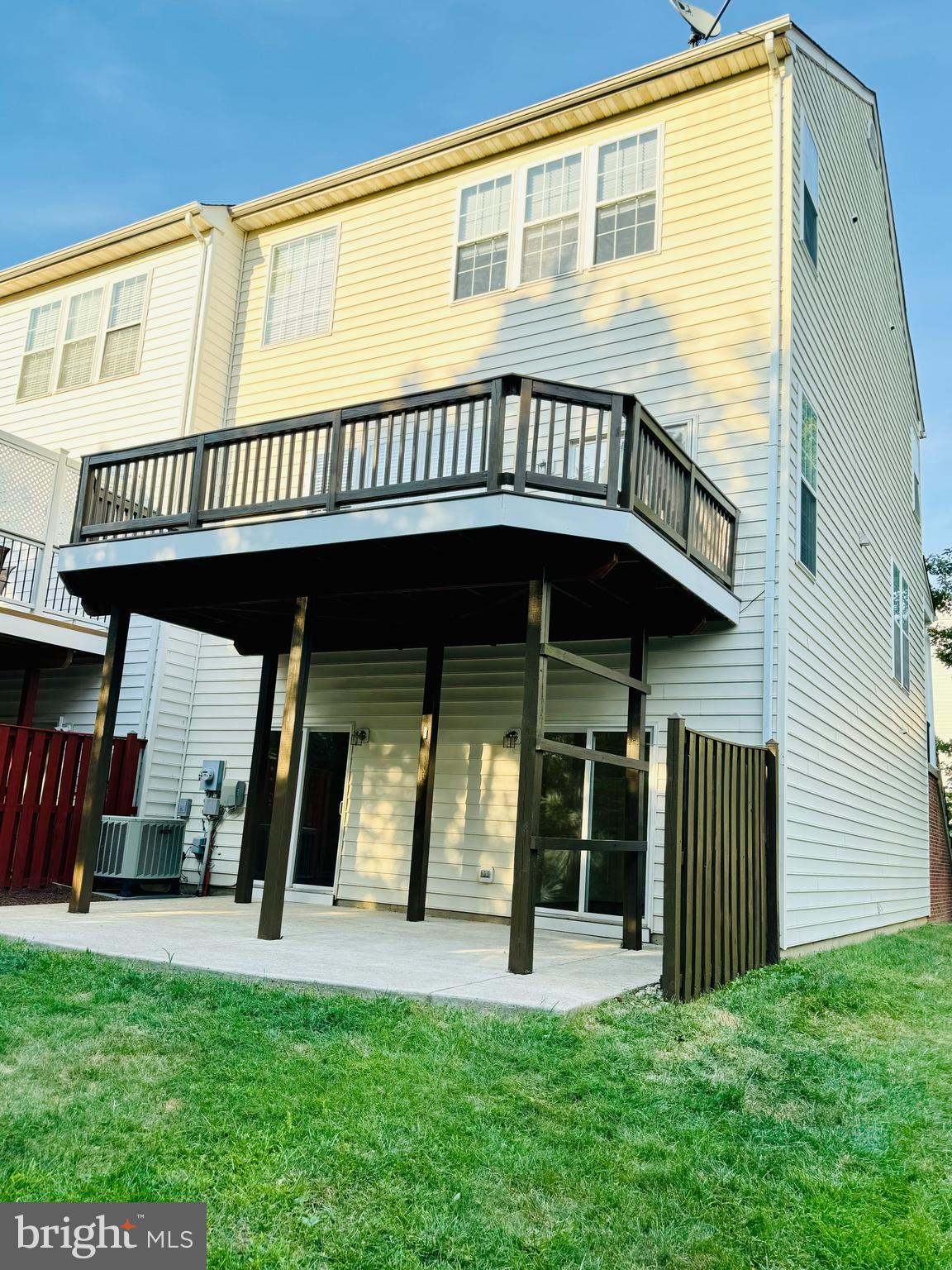 22551 MAISON CARREE SQ