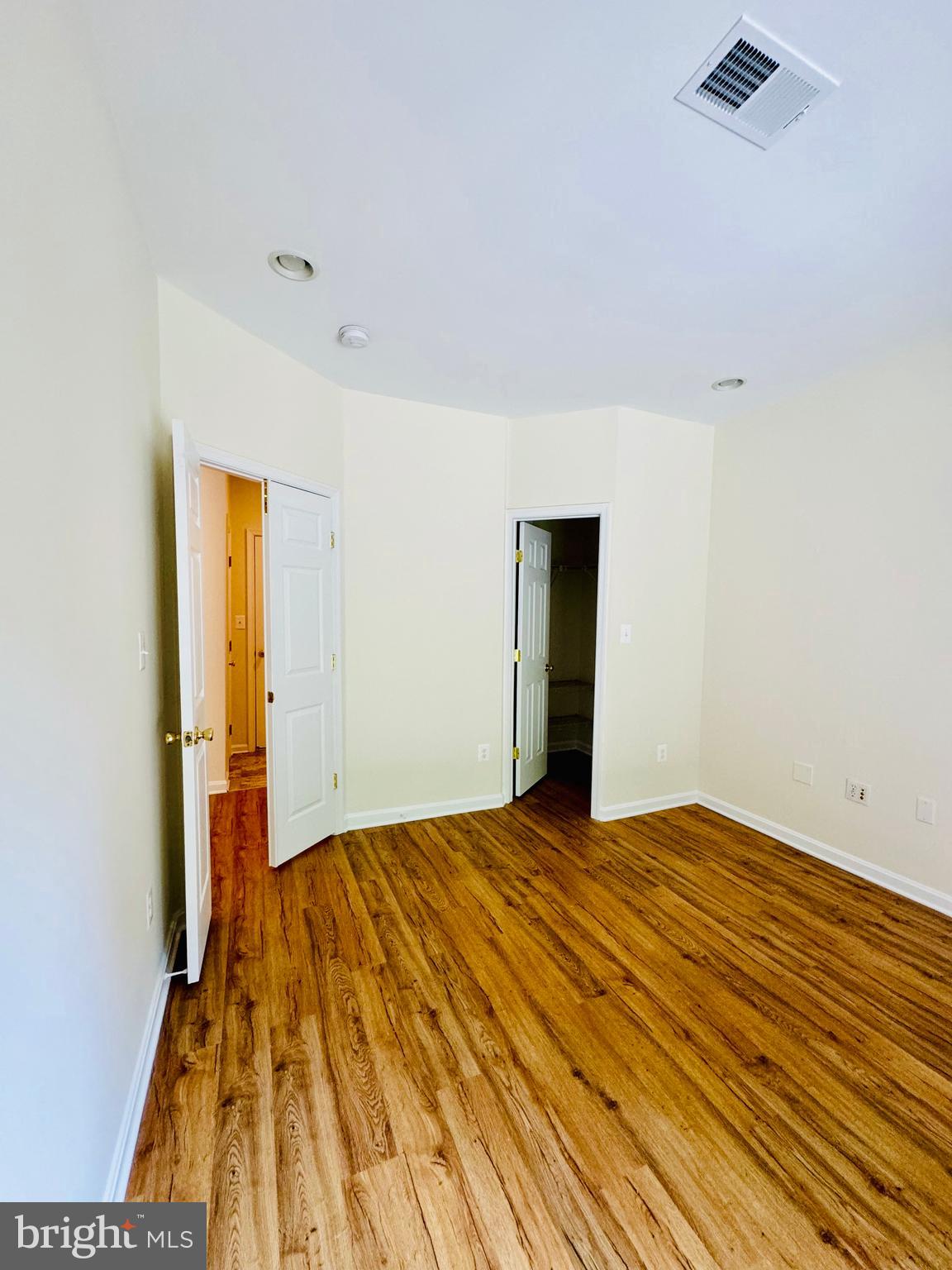 22551 MAISON CARREE SQ