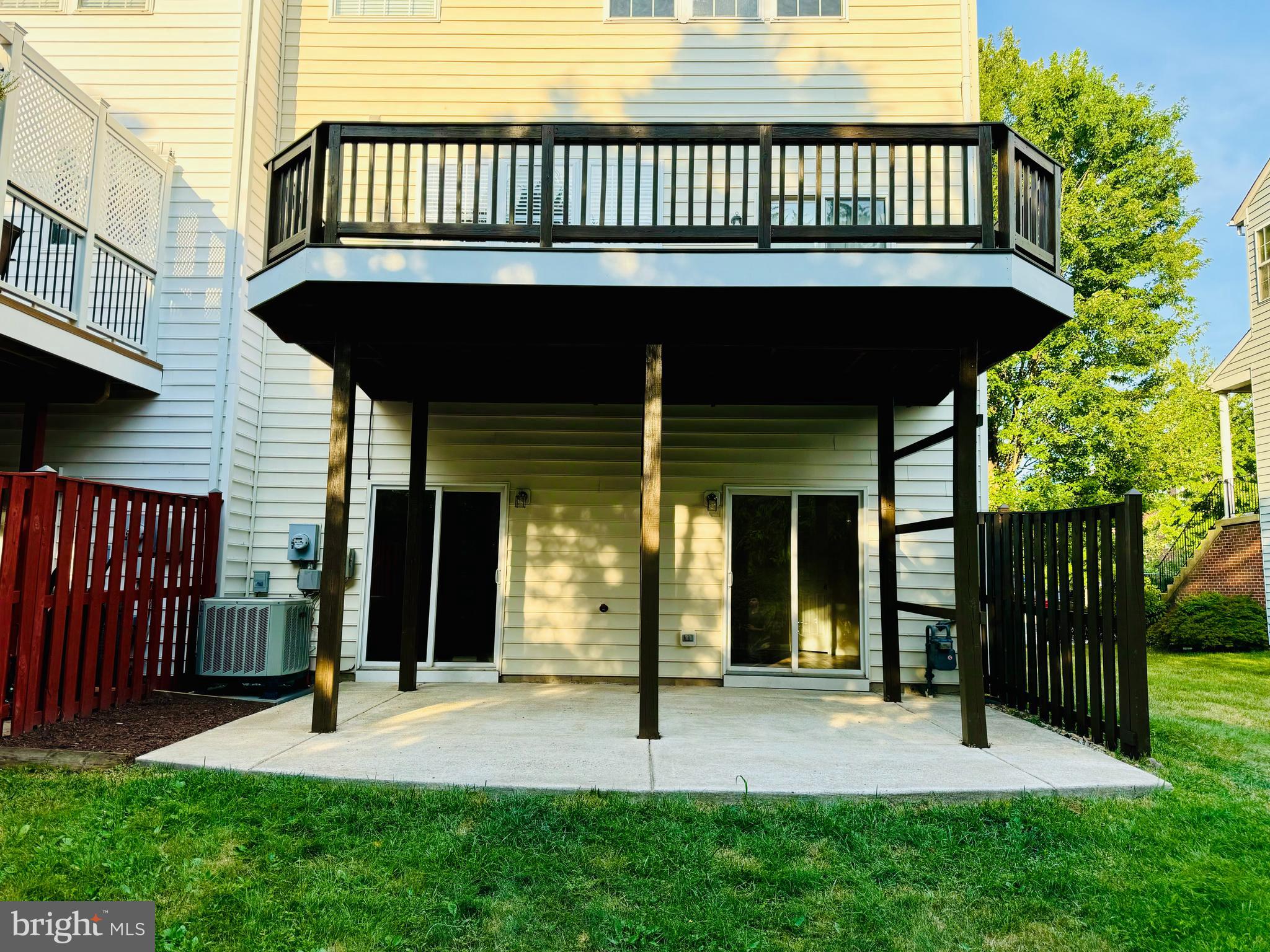 22551 MAISON CARREE SQ