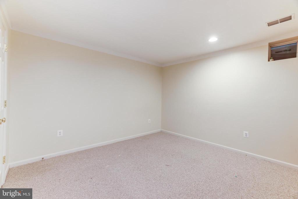 184 Alpine Dr SE