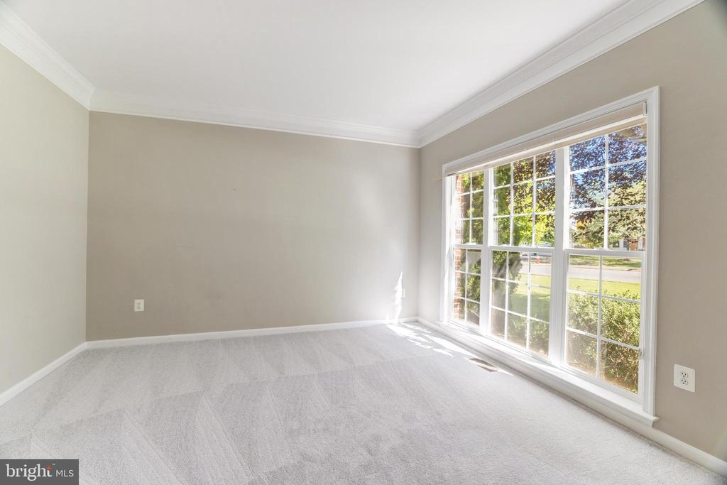 184 Alpine Dr SE