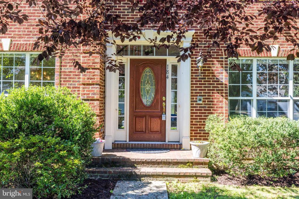 184 Alpine Dr SE
