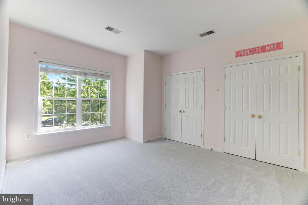 184 Alpine Dr SE