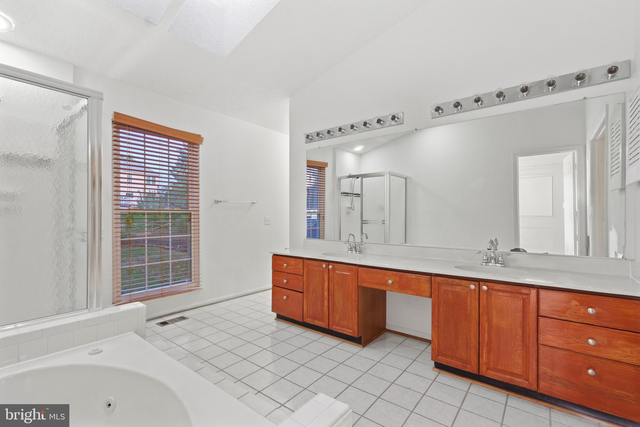 30104 Merchant Ct