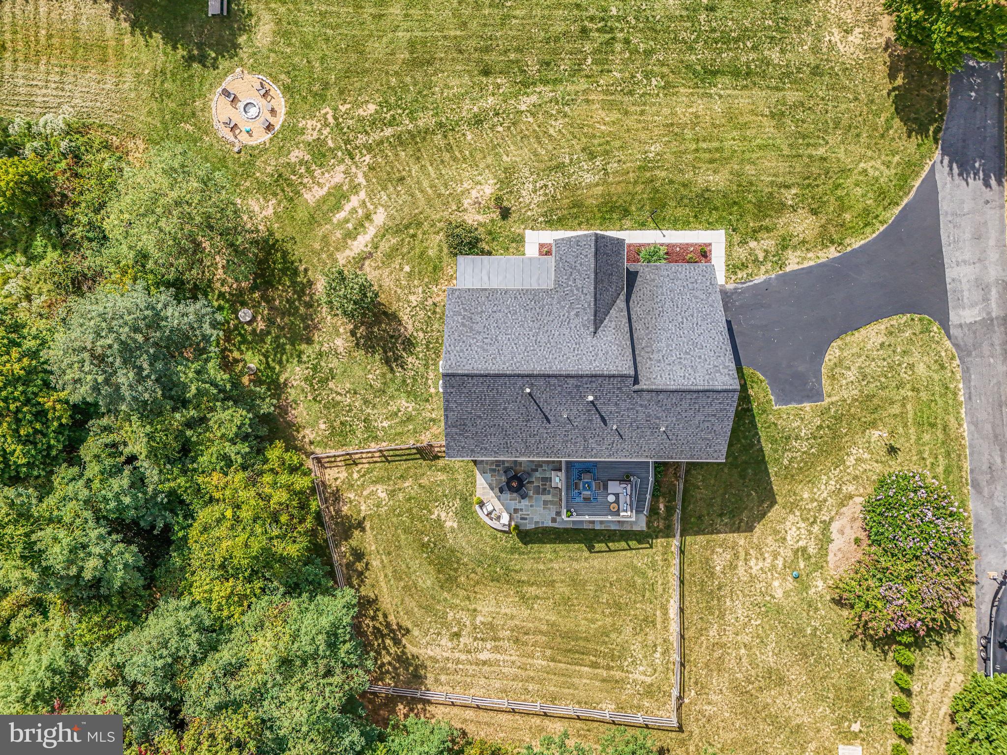 17344 ROUNDMONT PLACE