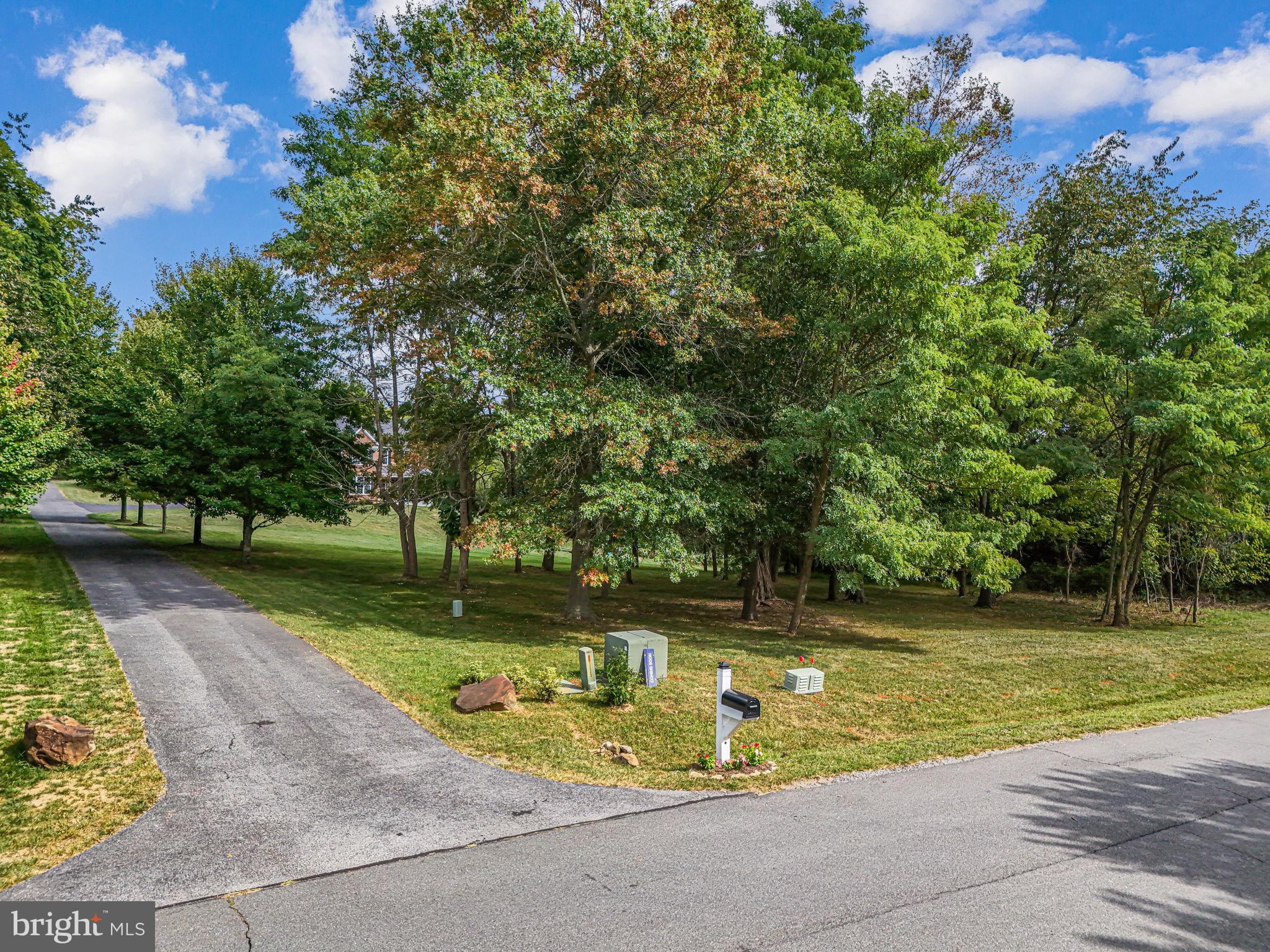 17344 ROUNDMONT PLACE