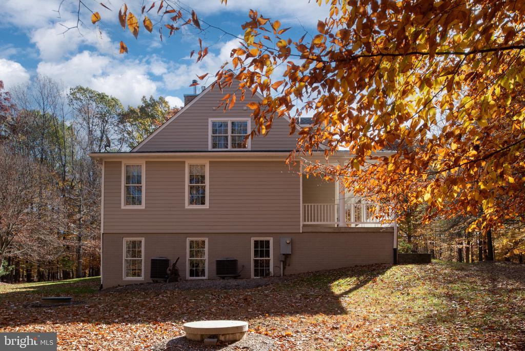 14138 FERN VALLEY LANE
