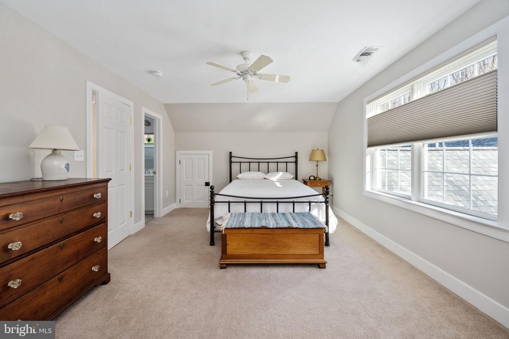 14138 FERN VALLEY LANE