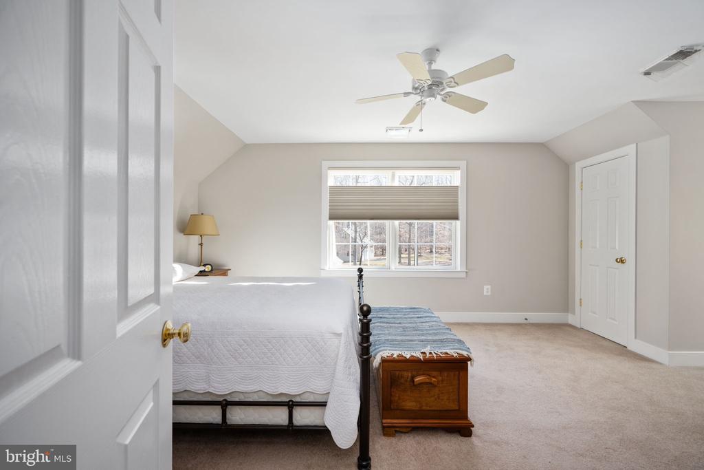 14138 FERN VALLEY LANE