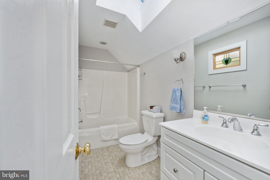 14138 FERN VALLEY LANE