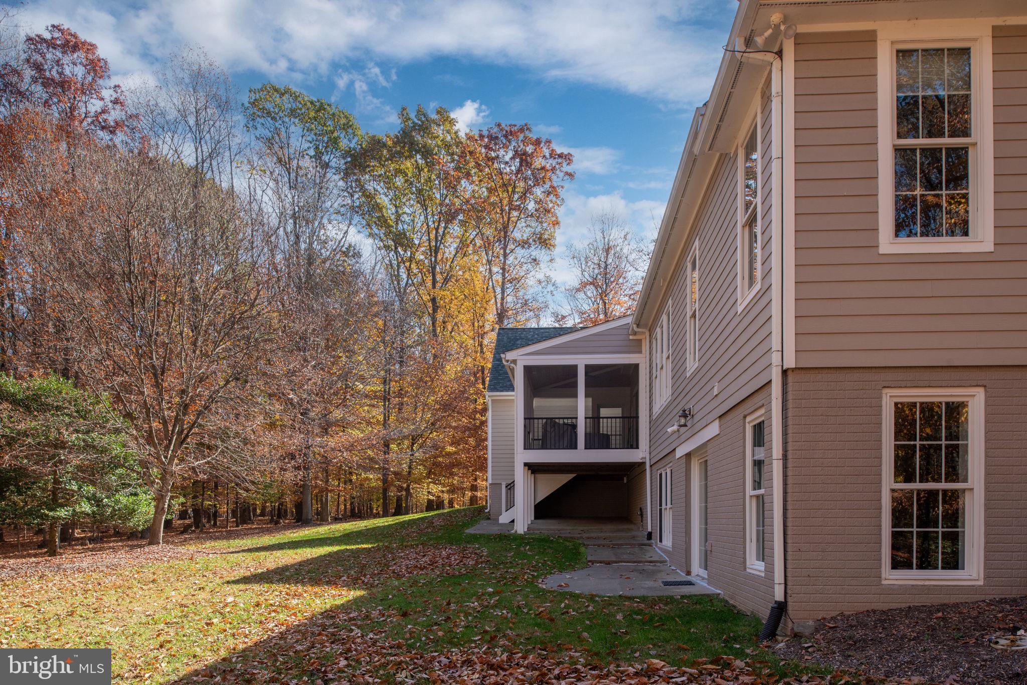 14138 FERN VALLEY LANE