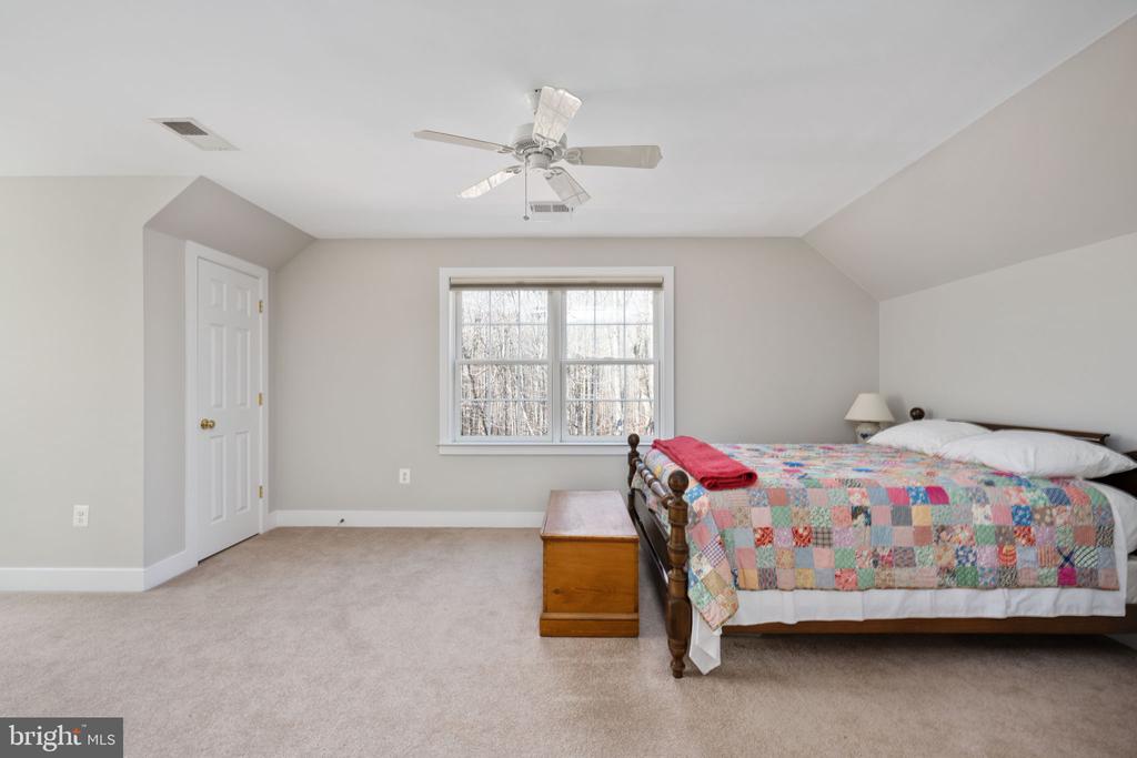 14138 FERN VALLEY LANE