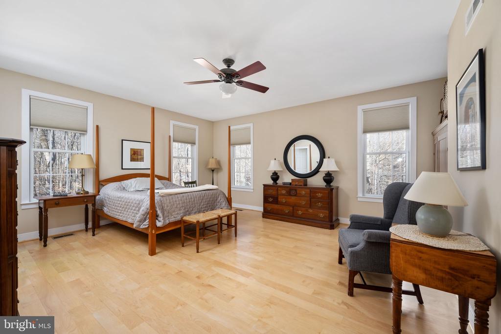 14138 FERN VALLEY LANE