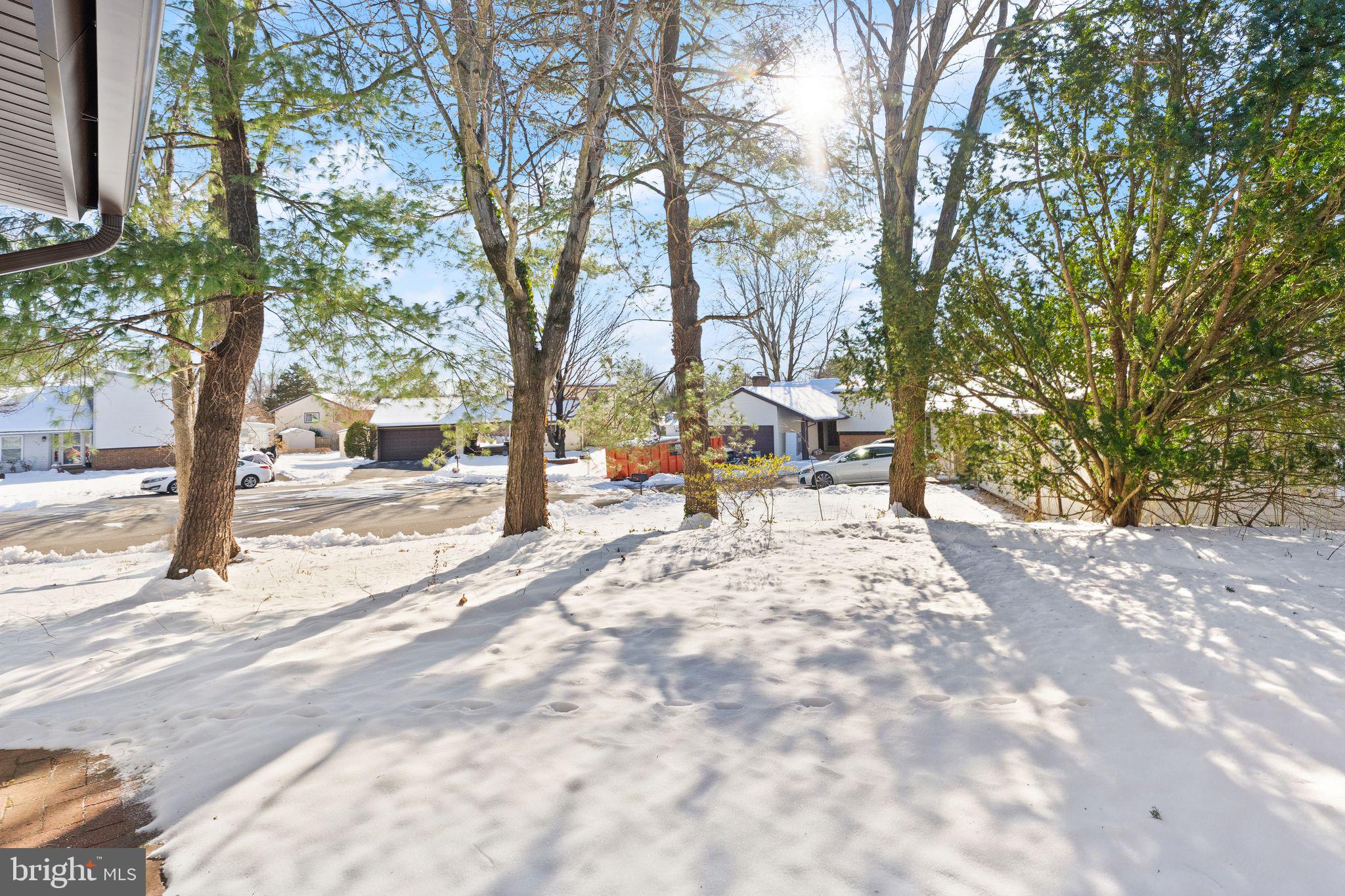 103 Farmington Ln