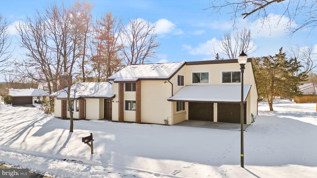 103 Farmington Ln