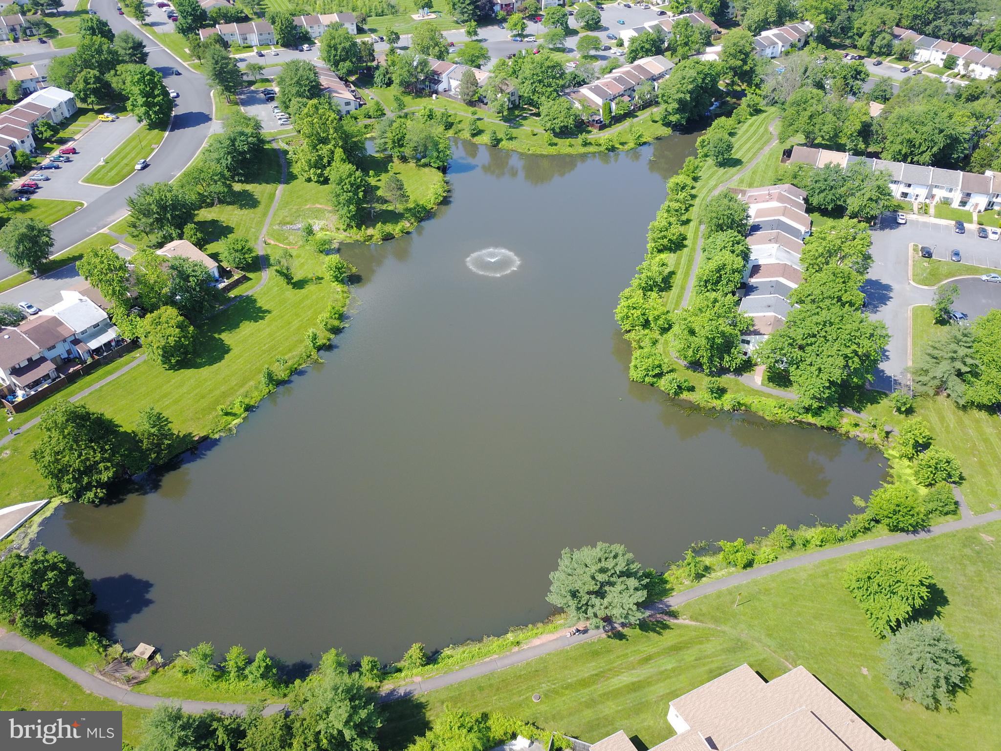 103 Farmington Ln