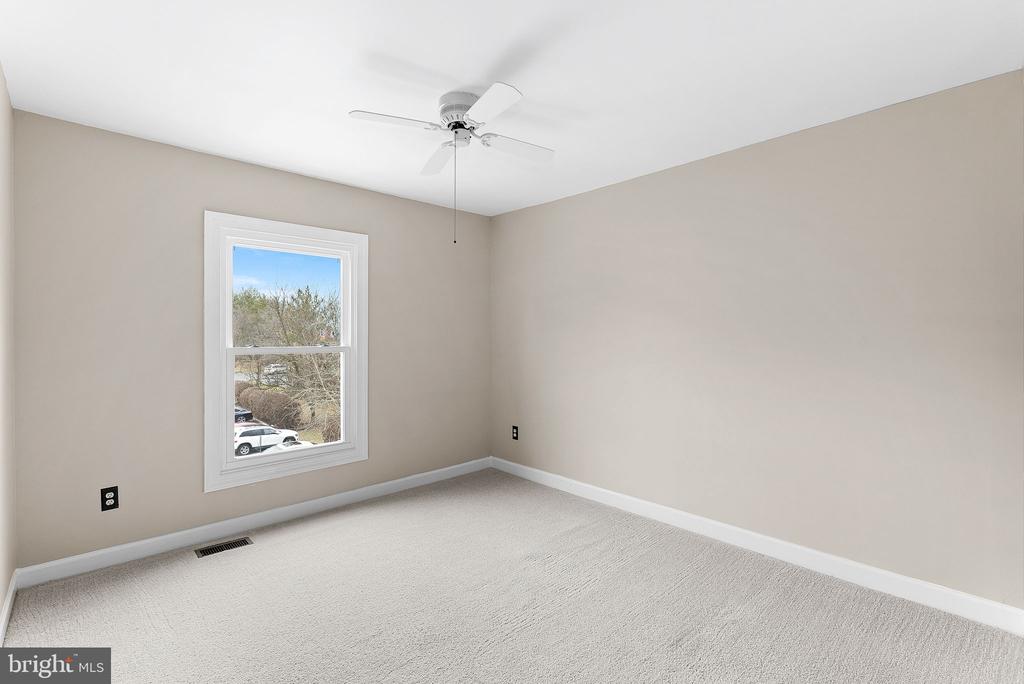 46538 Lynnhaven Sq
