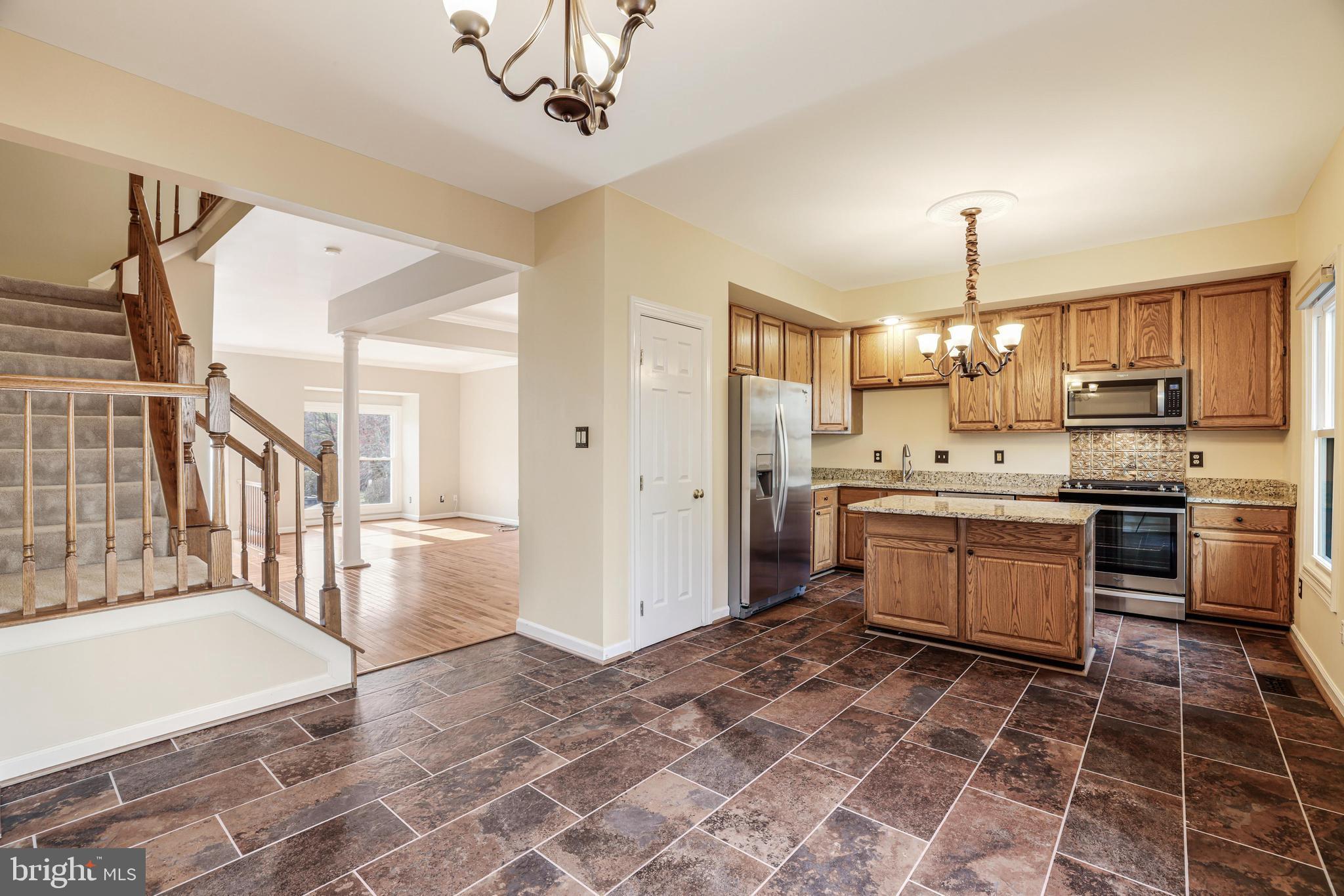 46538 LYNNHAVEN SQ