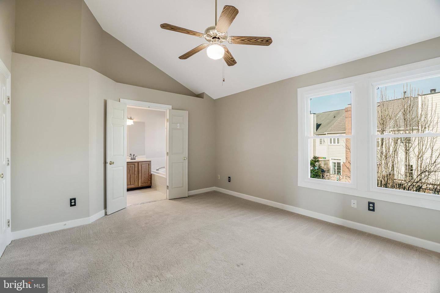 46538 LYNNHAVEN SQ