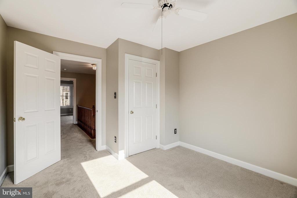46538 LYNNHAVEN SQ
