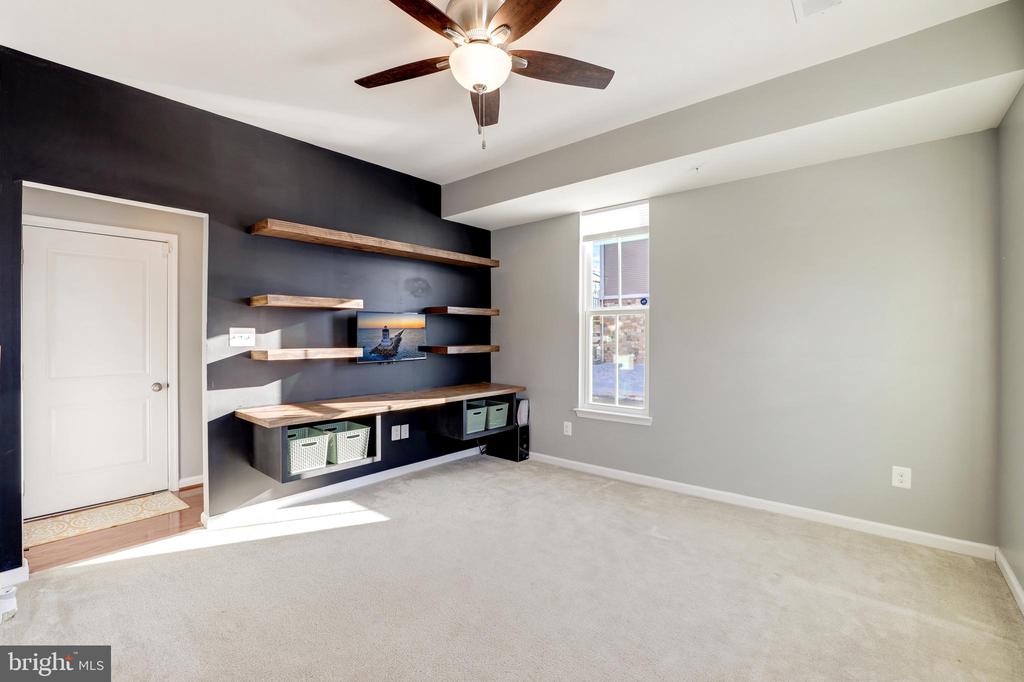 24845 Coats Sq