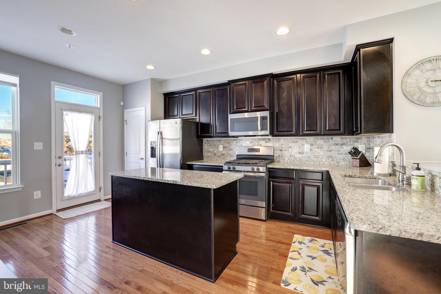 24845 Coats Sq