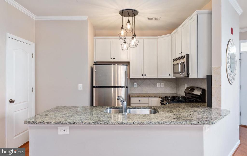 24686 Byrne Meadow Sq