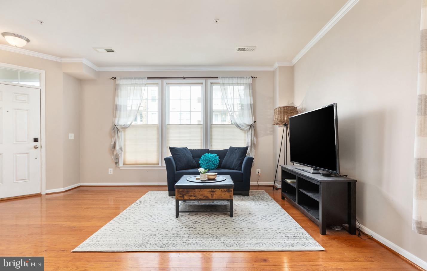 24686 Byrne Meadow Sq