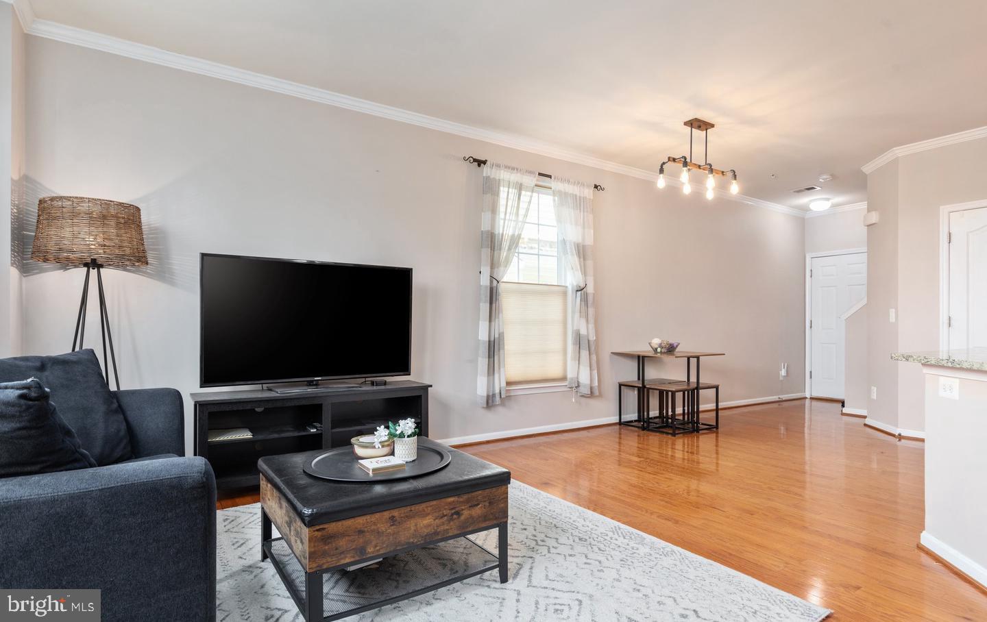 24686 Byrne Meadow Sq