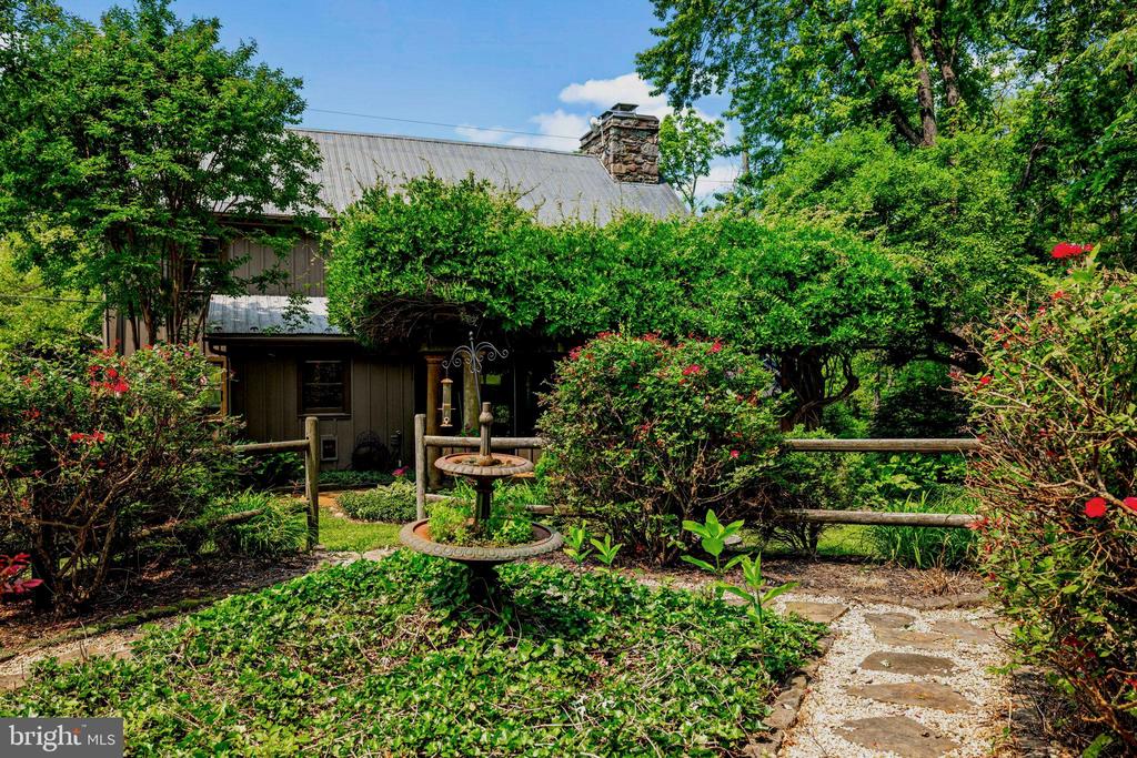 38610 Morrisonville Rd