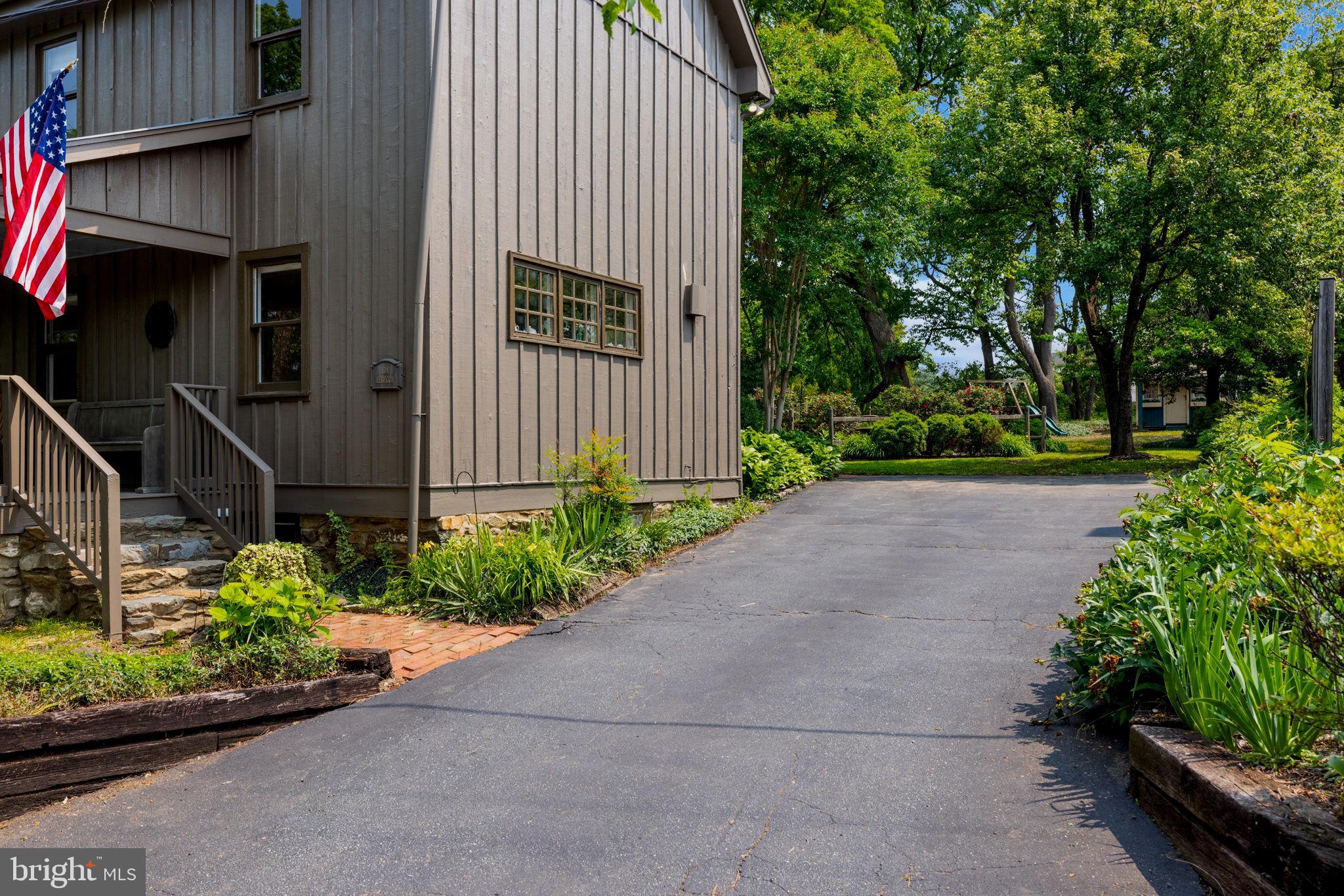 38610 Morrisonville Rd