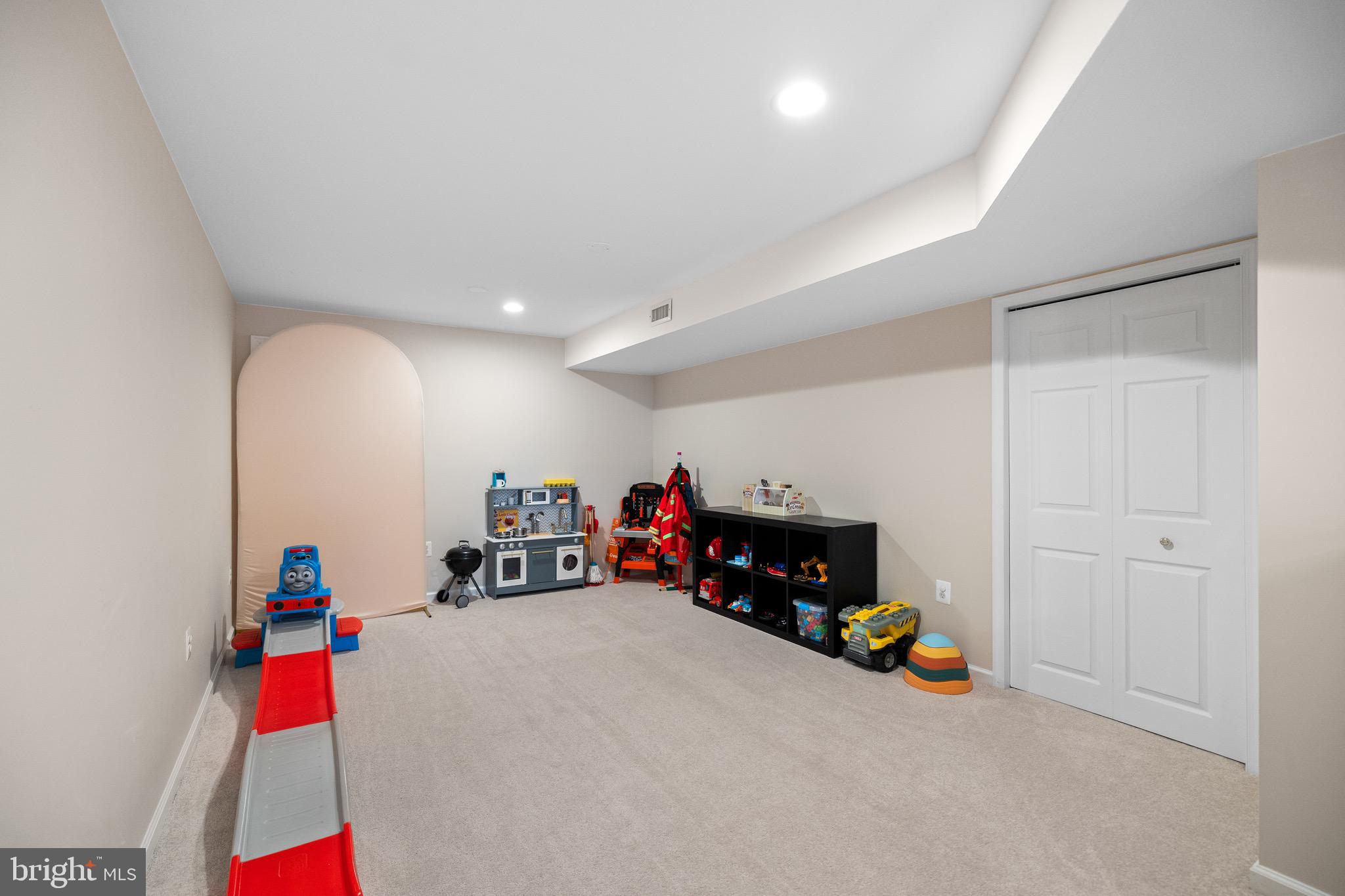 46568 HAMPSHIRE STATION DRIVE