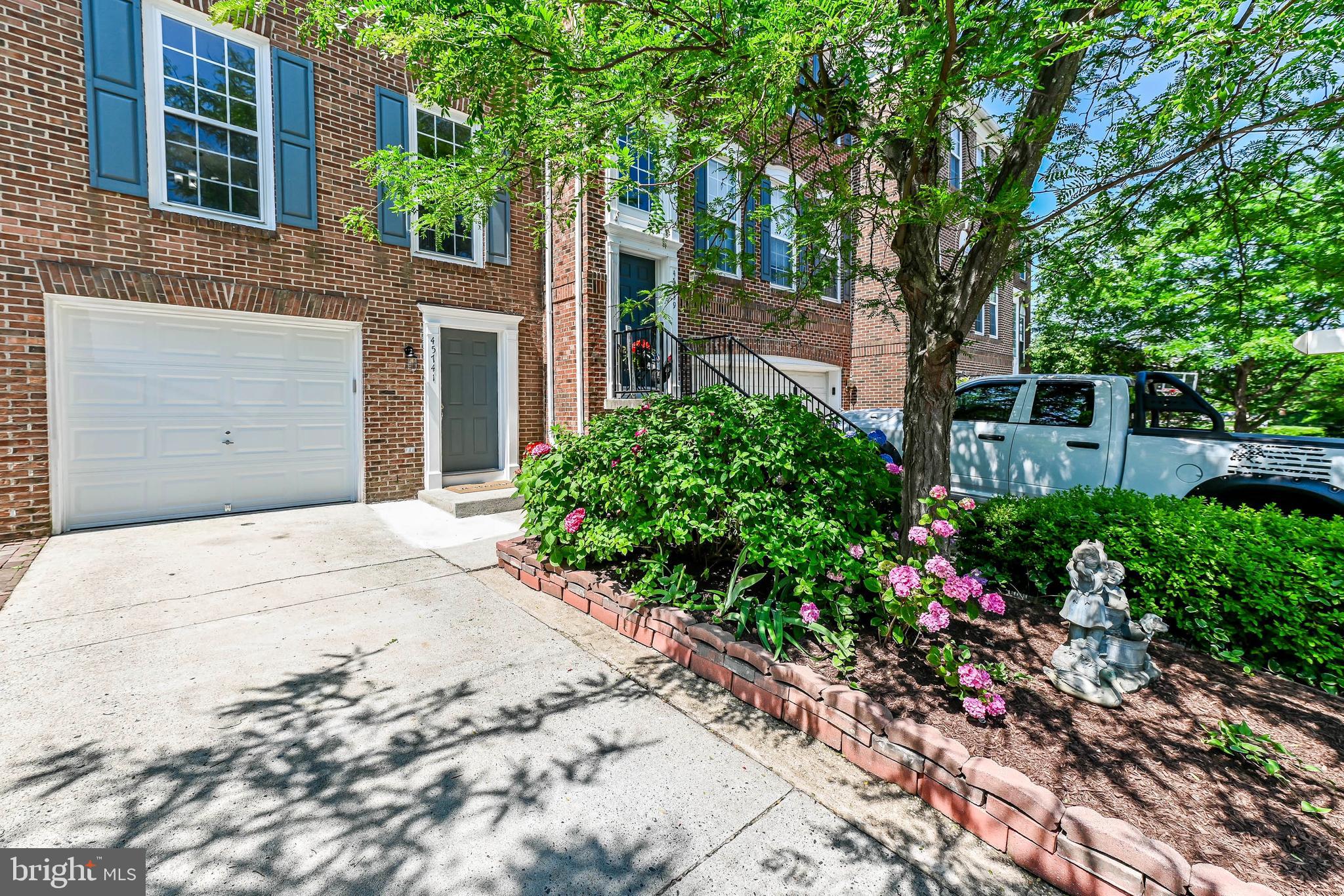 45741 SMOKETREE TERRACE