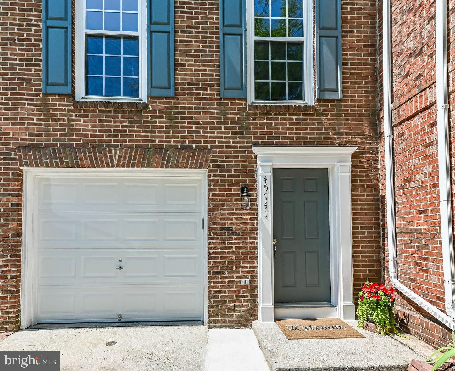 45741 SMOKETREE TERRACE