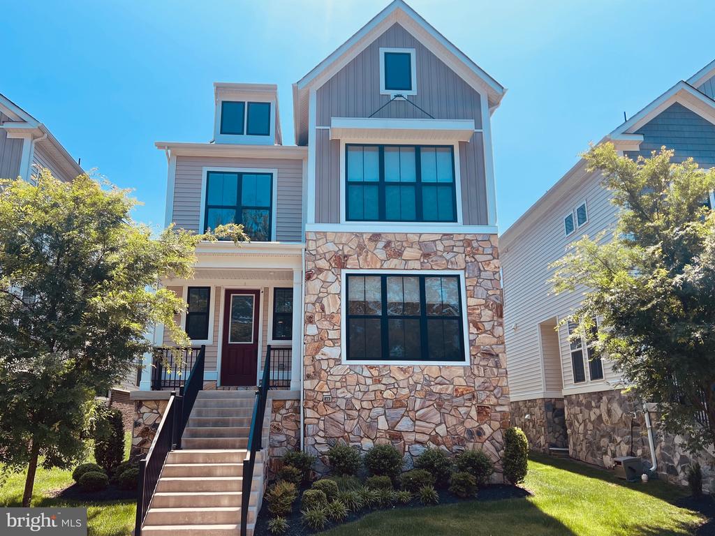 23031 GLENWOOD HEIGHTS CIR