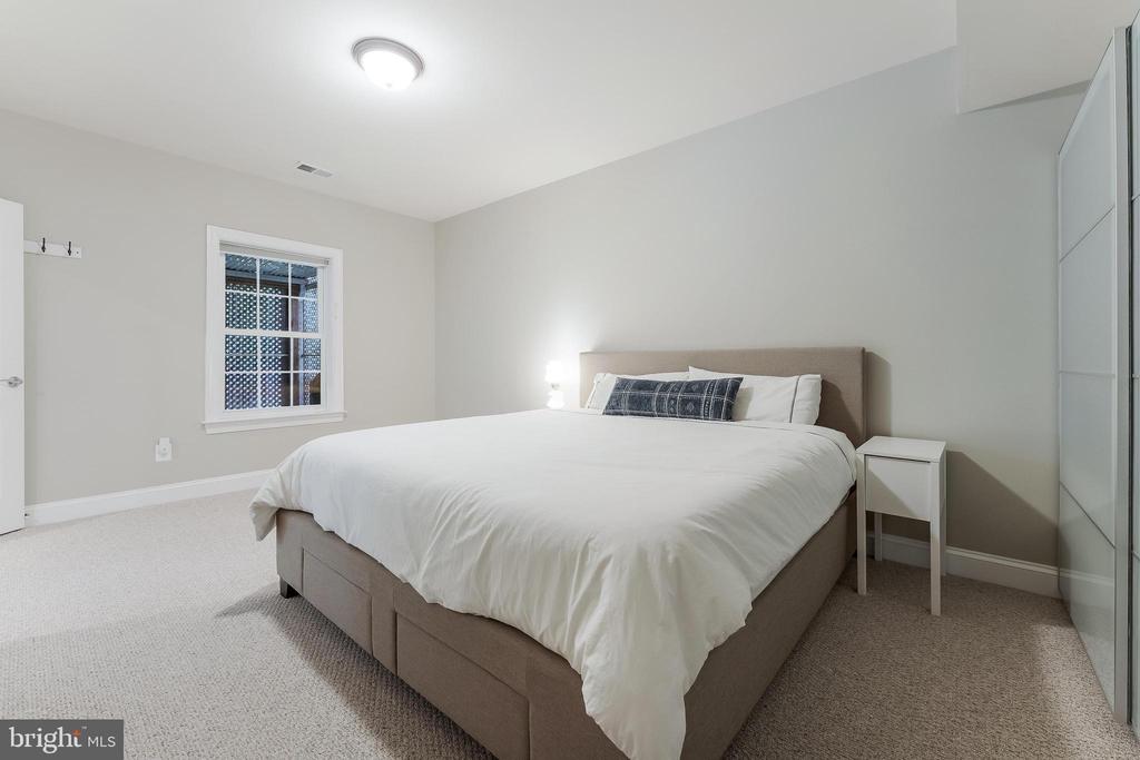 43600 Habitat Cir
