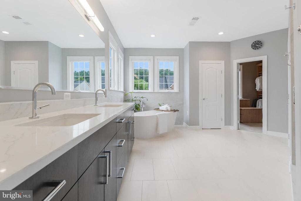 43600 Habitat Cir